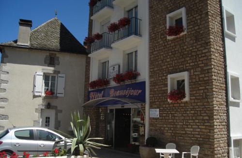 Chaudes-Aigues Hotel | Hôtel Beauséjour