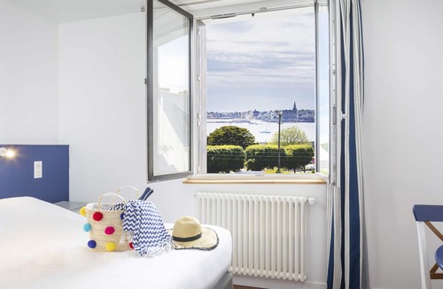 Port-Louis Hotel | Hôtel de la Citadelle