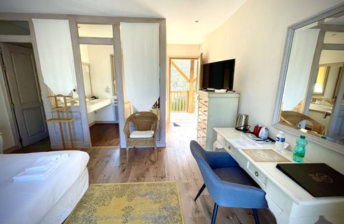 Poligny Hotel | Hôtel de la Vallée Heureuse