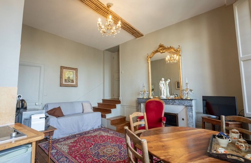 Bourges Apartment | Hôtel de Panette