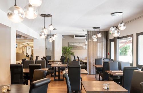 Claix Hotel | Hôtel des Trois Massifs, Grenoble Sud Claix