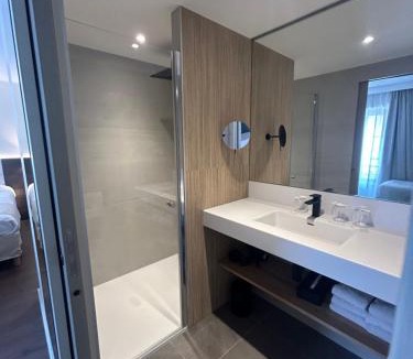 Le Rozier Hotel | Hôtel Doussière - Restaurant l'Alicanta