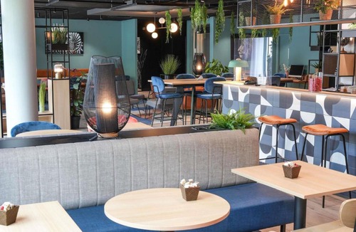 Vitre Hotel | Hôtel Ibis Vitré Centre Ville climatisé