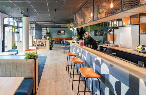 Vitre Hotel | Hôtel Ibis Vitré Centre Ville climatisé