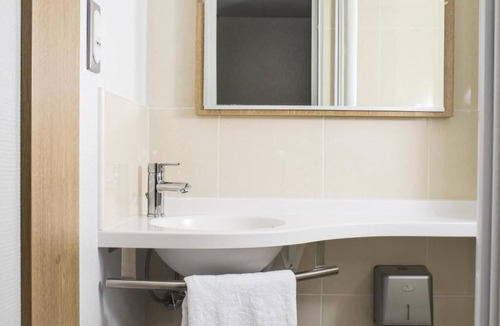 Montlucon Hotel | Hôtel Inn Design Montluçon