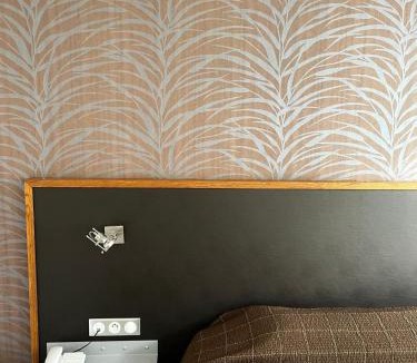 Loheac Hotel | Hôtel La Gibecière