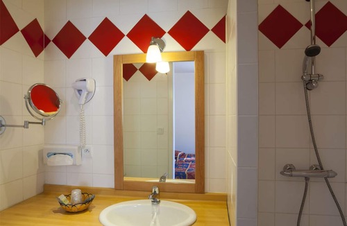 Vierzon Hotel | Hôtel Le Chalet de la Forêt