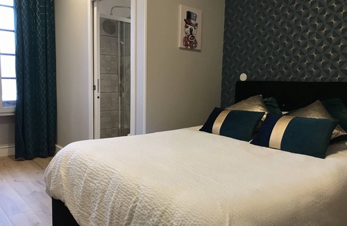 Saint-Just Hotel | Hôtel Le Cheval Blanc