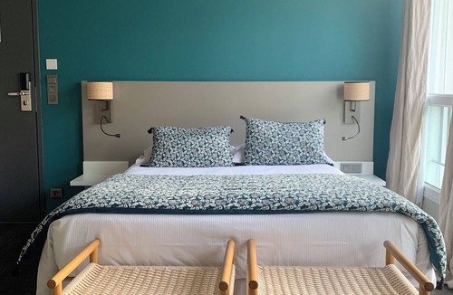 Saint-Berthevin Hotel | Hôtel Le Corbusson Laval Ouest