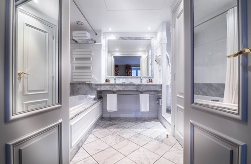 Madeleine Hotel | Hôtel Le Lavoisier & Spa