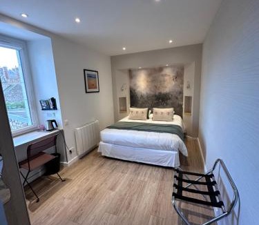 Ploubazlanec Hotel | Hôtel Les Agapanthes-Logis Hôtel
