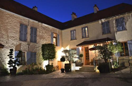 Gevrey-Chambertin Hotel | Hôtel Les Deux Chèvres Gevrey-Chambertin