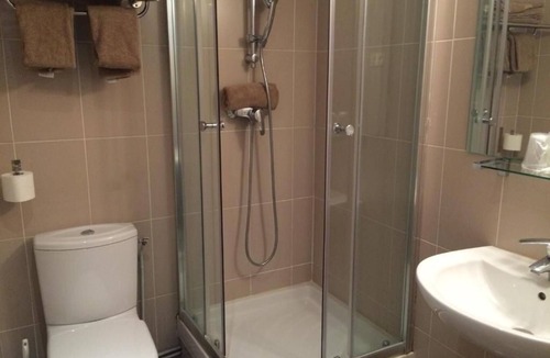 10th Arrondissement Hotel | Hôtel Little Regina