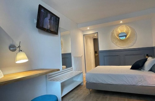 10th Arrondissement Hotel | Hôtel Little Regina