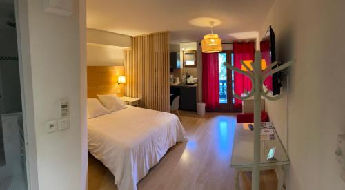 Amelie-les-Bains-Palalda Hotel | Hôtel-Résidence la Pinède