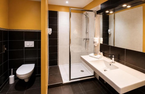 La Brede Hotel | Hôtel Restaurant Akena Bordeaux Sud - La Brède