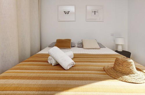 Saint-Molf Bed & Breakfast | Hakuna Matata – Guest Room with Private Terrace