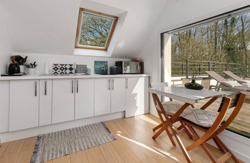 Saint-Molf Apartment | Hakuna Matata: Peaceful Retreat with Large Terrace Overlooking the Forest