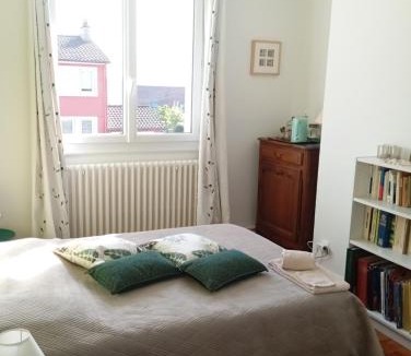 Ouest Bed & Breakfast | Halte Baudelaire