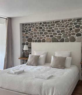 Treffort House | Happy Shelter au Château d'Herbelon