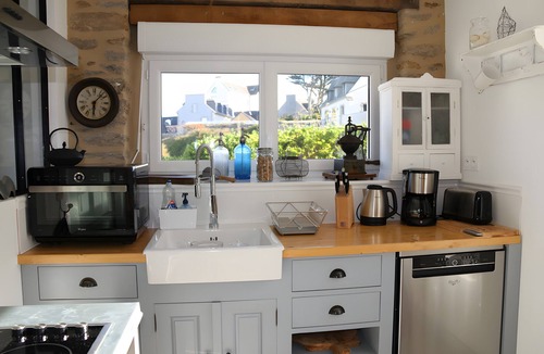 Le Conquet House | Harborfront Seaside House with Port View
