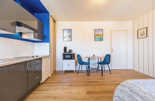 Guingamp Apartment | Havre Bleu, studio in the heart of Guingamp
