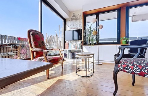 Flandres Apartment | Head in the clouds near La Villette