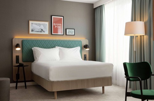 Rungis Hotel | Hilton Garden Inn Paris Orly Airport