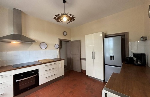 Jaligny-sur-Besbre Cottage | Historic 1830 Mansion with Spa, Games, Pets Allowed