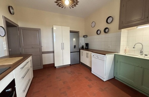 Jaligny-sur-Besbre Cottage | Historic 1830 Mansion with Spa, Games, Pets Allowed