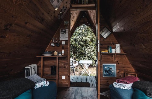 Plouguernevel House | Hof Mellon