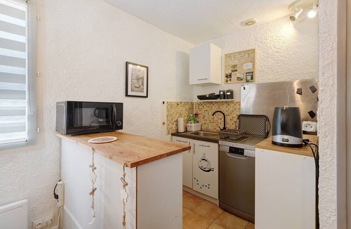 Saint-Crepin-et-Carlucet House | Holiday Home 'Au Relax N°10' with Shared Pool and Terrace