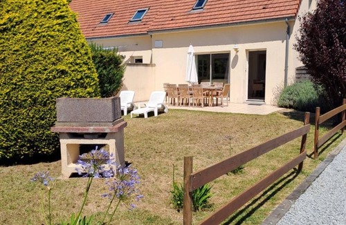 Saint-Jean-de-la-Riviere Cottage | Holiday Home 3 BR, Private Garden, Beach 100m Away