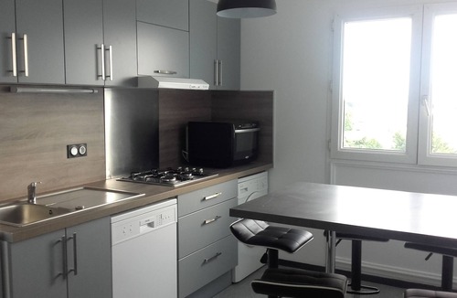Lorient Apartment | Holiday Apartment - 3 Bedrooms - 2 Shower Rooms - WIFI