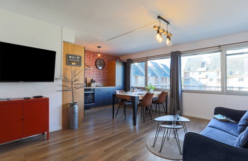 Paimpol Apartment | Holiday Apartment 'Beautiful Apartment in Paimpol' with Wi-Fi
