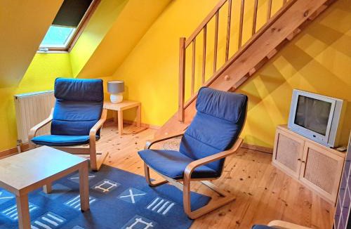 Kindwiller Apartment | Holiday Farm by Red River with Indoor Pool