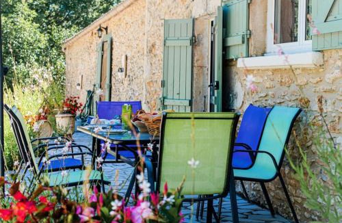 Blanquefort-sur-Briolance House | Holiday Home Le Coustal by Interhome