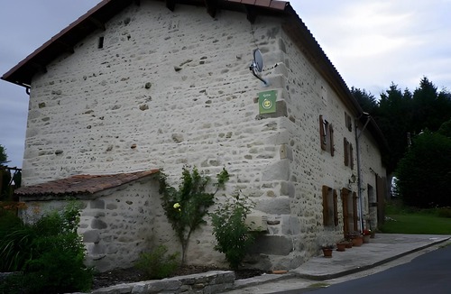 Saint-Eloy-la-Glaciere House | Holiday Home "Gîte Champêtre, All Comforts" with Wi-Fi