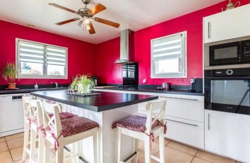 Saint-Martin-de-Seignanx House | Holiday Home Océane by Interhome