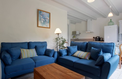 Saint-Pee-sur-Nivelle House | Holiday Home "Gîte Karrikartea" with Private Terrace, Garden & Wi-Fi