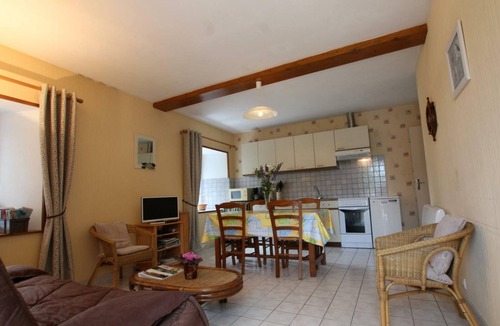 Vasteville Cottage | Holiday home 4 pers, private garden, in La Hague