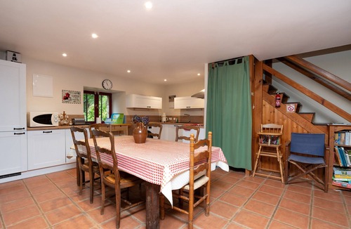 Saint-Nicolas des Eaux House | Holiday Home '6 Personnes' with Shared Terrace, Shared Garden and Wi-Fi