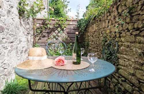 Treguier House | Holiday Home Arbenn 1 by Interhome