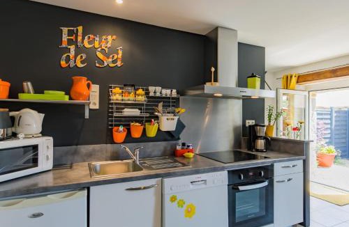Tregunc House | Holiday Home Aven by Interhome