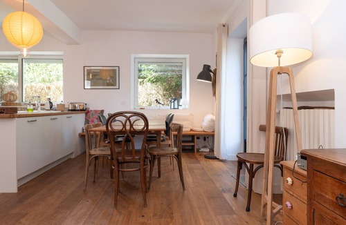 Ile-aux-Moines House | Holiday Home 'Belle Familiale' with Private Terrace, Private Garden and Wi-Fi