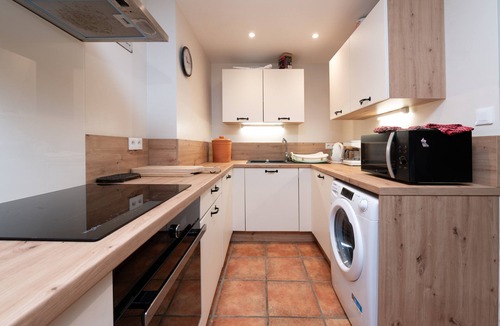 Saint-Nicolas des Eaux House | Holiday Home 'Breton Gildas' with Shared Terrace, Shared Garden and Wi-Fi