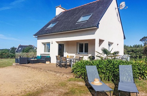 Pleubian House | Holiday Home de la Plage by Interhome