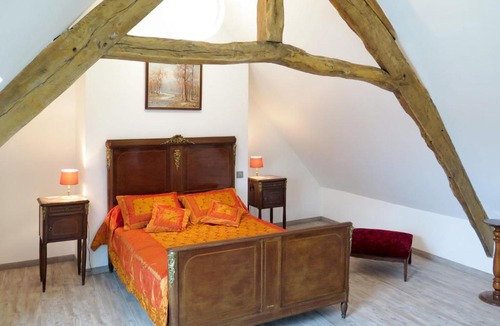 Saint-Chamarand House | Holiday Home Durand by Interhome
