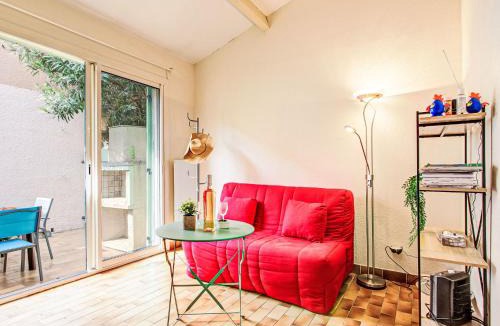 Le Chateau House | Holiday Home Les Coraux-16 by Interhome