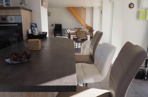 Portbail House | Holiday Home Le Bois aux Ecureuils - Eichhörnchenwald by Interhome